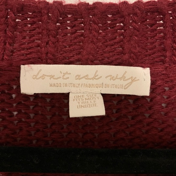 Super Comfy Knit Cropped Sweater - Picture 4 of 4